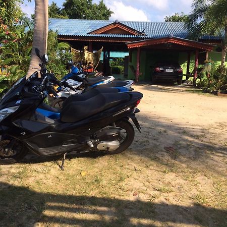 Dragon Hut Resort Haad Yao Bagian luar foto