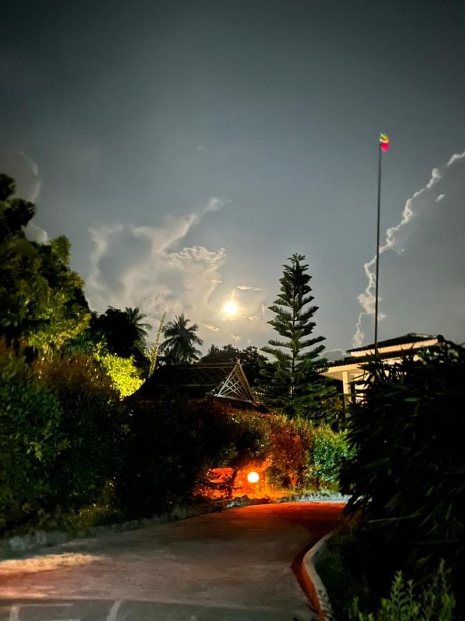 Dragon Hut Resort Haad Yao Bagian luar foto